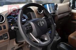 تۆیۆتا لاند کرۆزەر 70